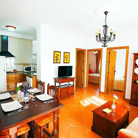 Con Piscina Comunitaria Lugar Tranquilo Facil Aparcamientos Apartment
